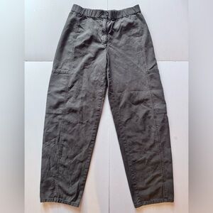 Eileen Fisher Woman’s  Charcoal Cargo Pants in Size XS in EUC